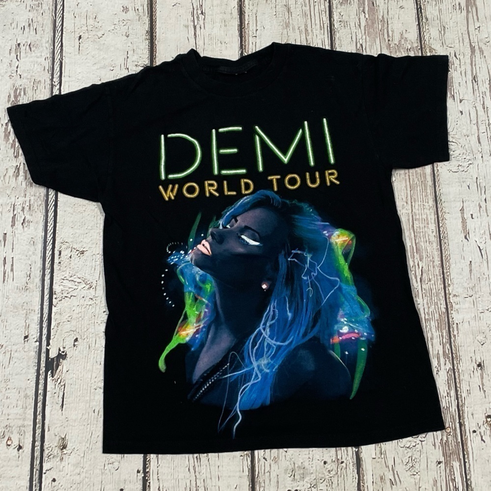 Demi Lovato 2014 World Tour Concert Music Crewneck Pop Tee Tshirt